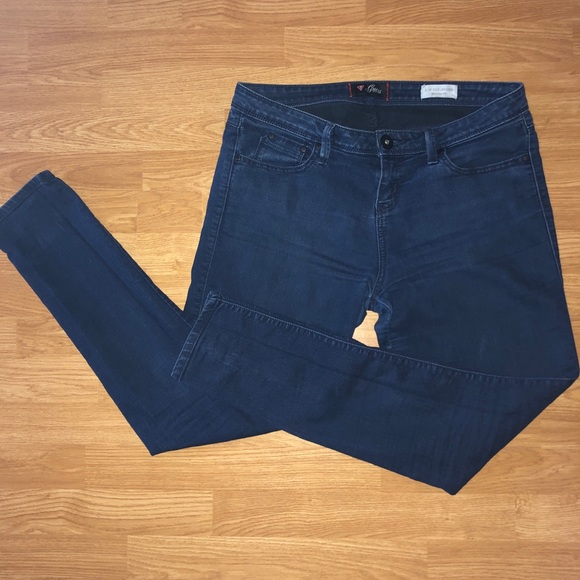 Guess Denim - 🐝(3 for $25) GUESS jeans🐝